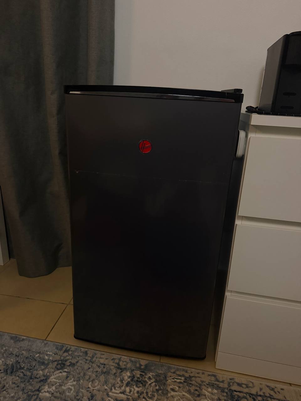 Refrigerator 200 AED Marina Gate — used — Dubai, UAE