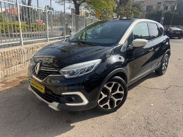 Renault Captur 2019 black, automatic robot, petrol 1.2 — Haifa, Israel