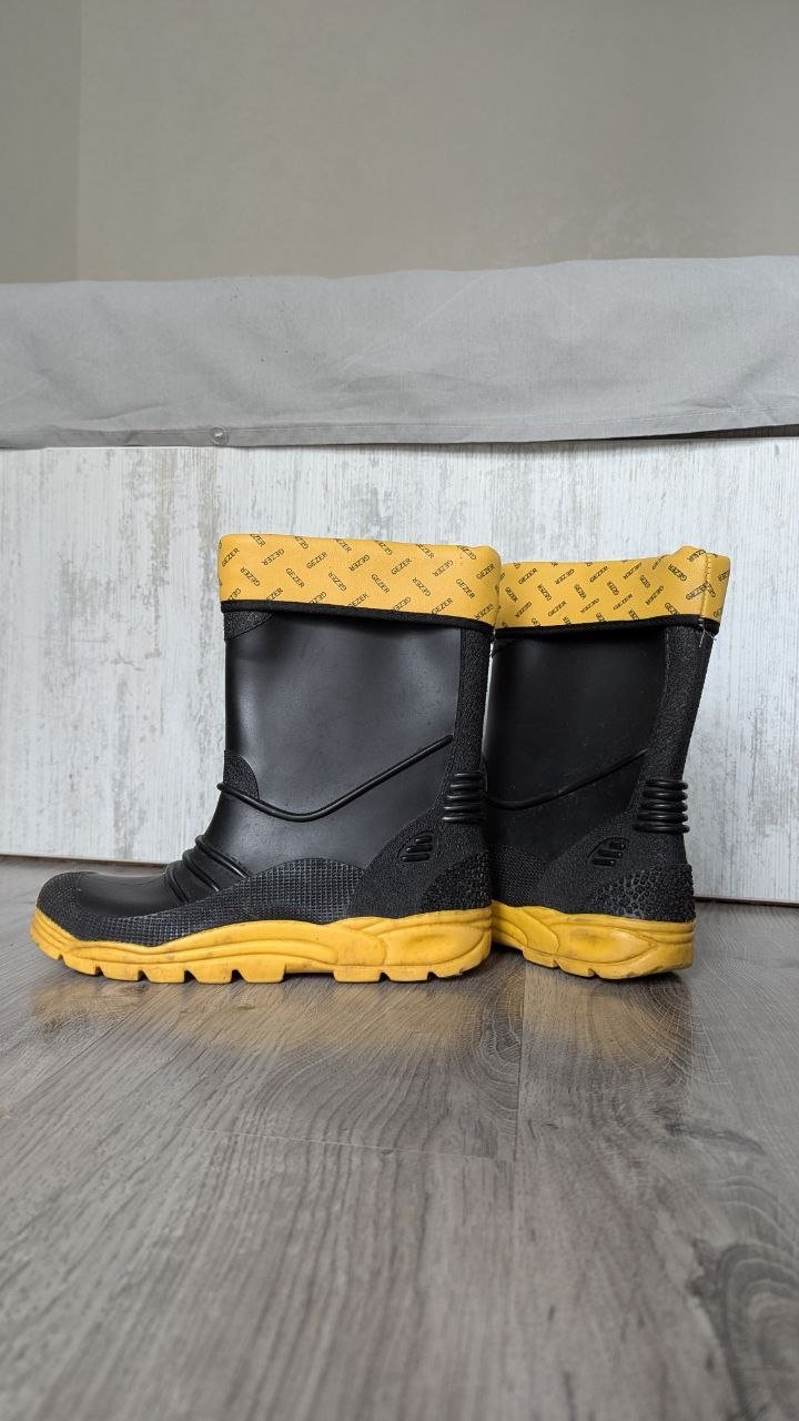 Rubber boots size 39 for 20 lari — Batumi, Georgia Rubber boots size 39 for 20 lari — Batumi, Georgia