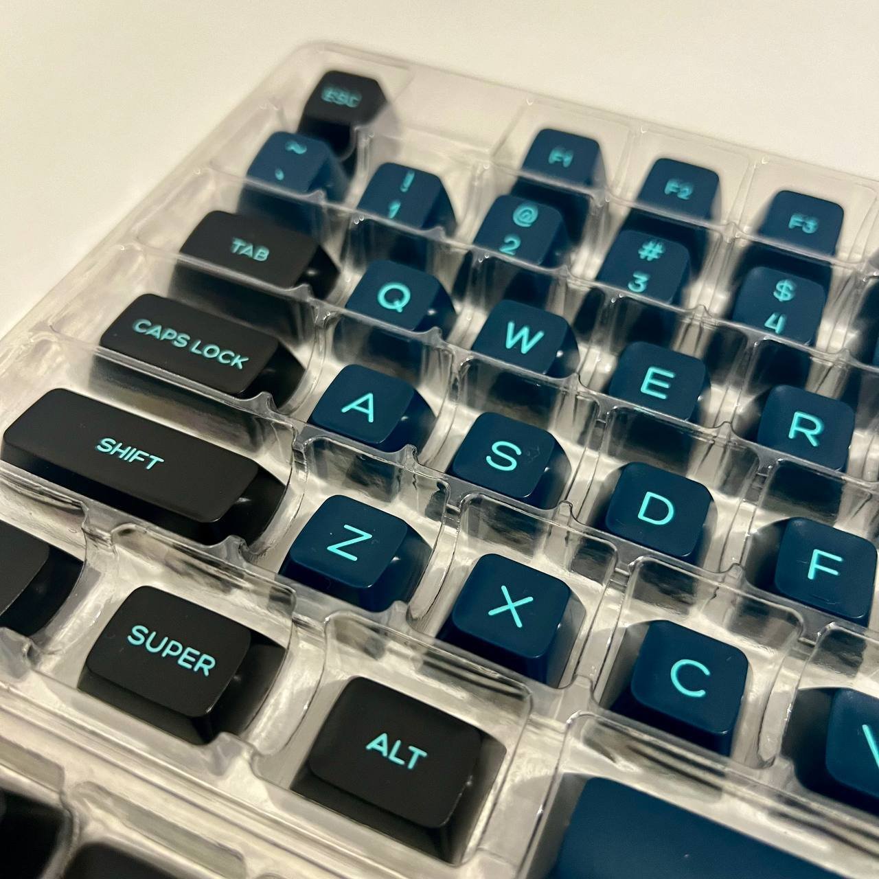 Кейкапы SA PBT (double-shot) набор морская волна — Тбилиси, Грузия Кейкапы SA PBT (double-shot) набор морская волна — Тбилиси, Грузия