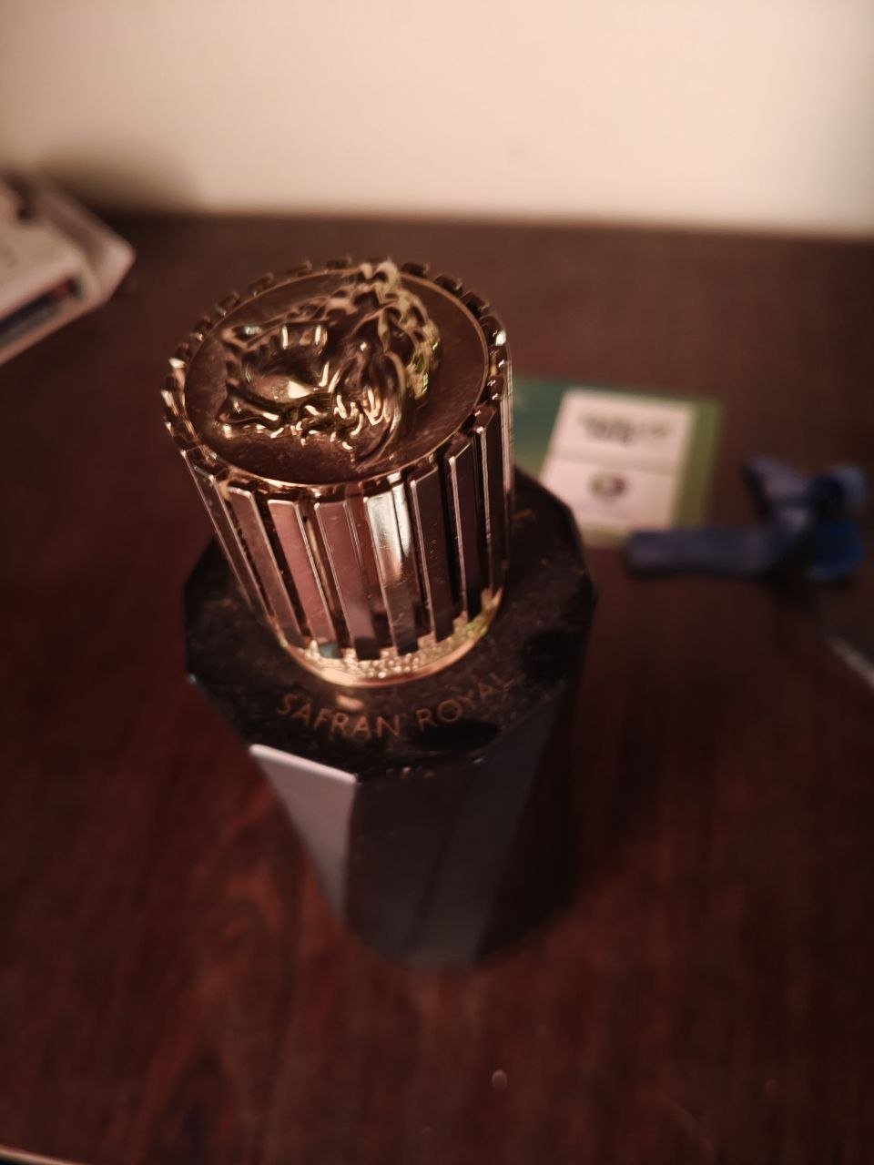عطر Safran Royal (العبوة) — موسكو, روسيا عطر Safran Royal (العبوة) — مستعمل — موسكو, روسيا