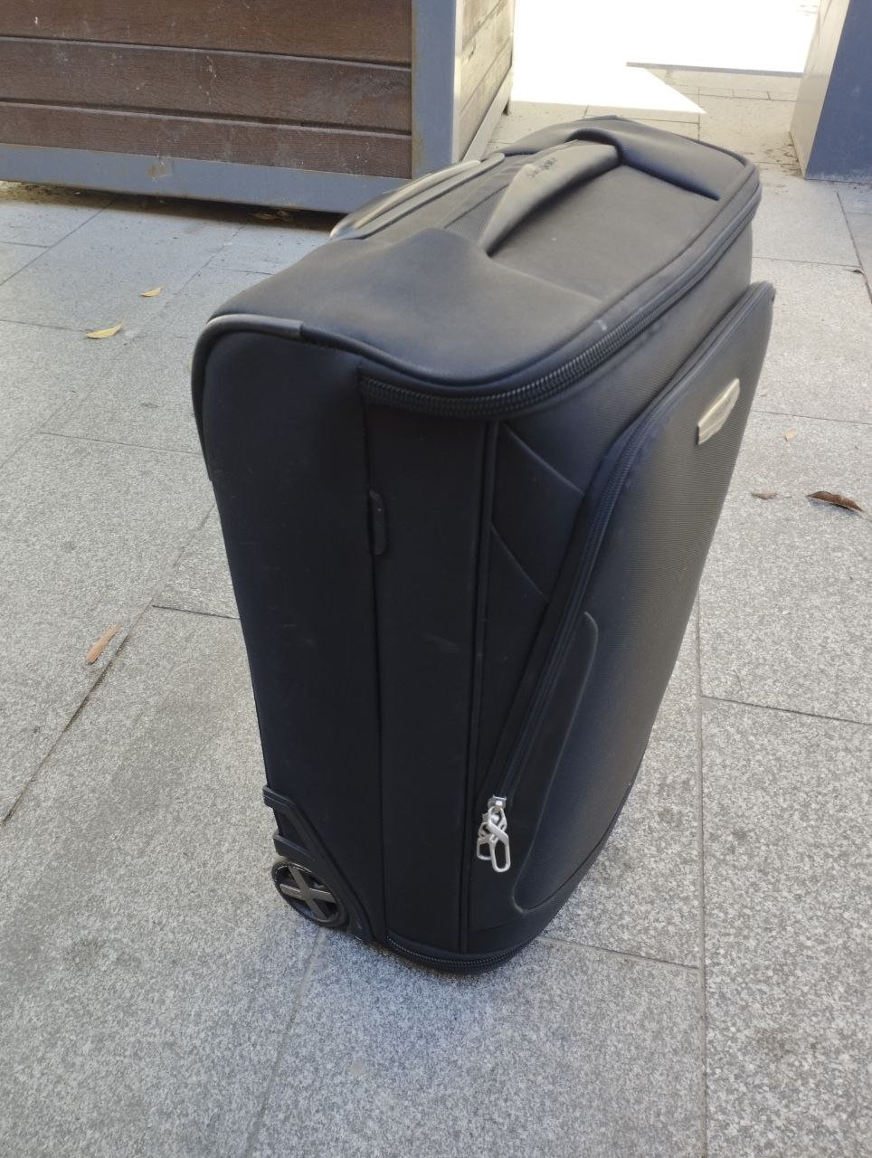 Maleta Samsonite, equipaje de mano, sin rayones — usado — Belgrado, Serbia