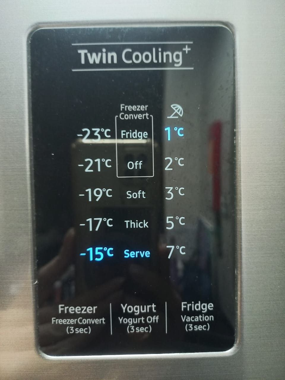 Samsung Twin Cooling No Frost refrigerator, AED 500 — good working condition — Dubai, UAE