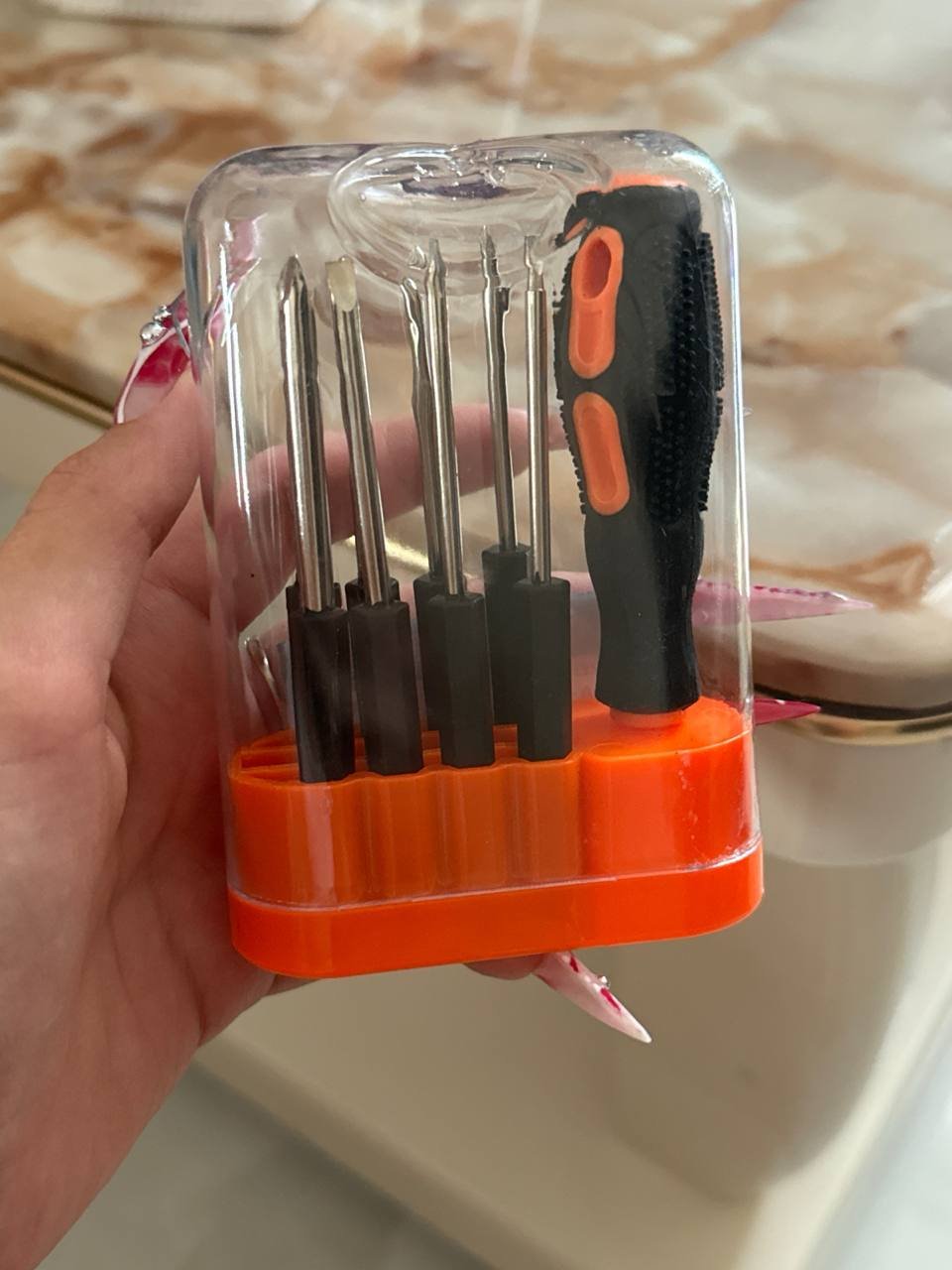 Screwdriver set in a case — Da Nang, Vietnam Screwdriver set in a case — Da Nang, Vietnam
