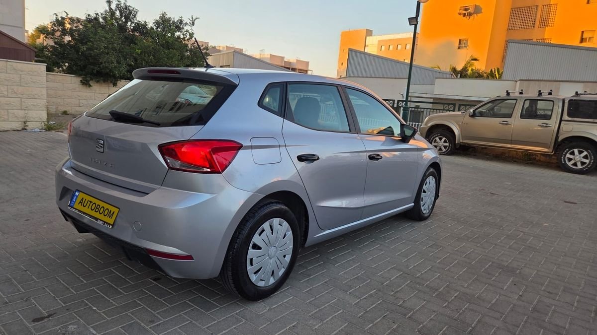 SEAT Ibiza 2019 silver, automatic robot, 115 hp — Tel Aviv, Israel