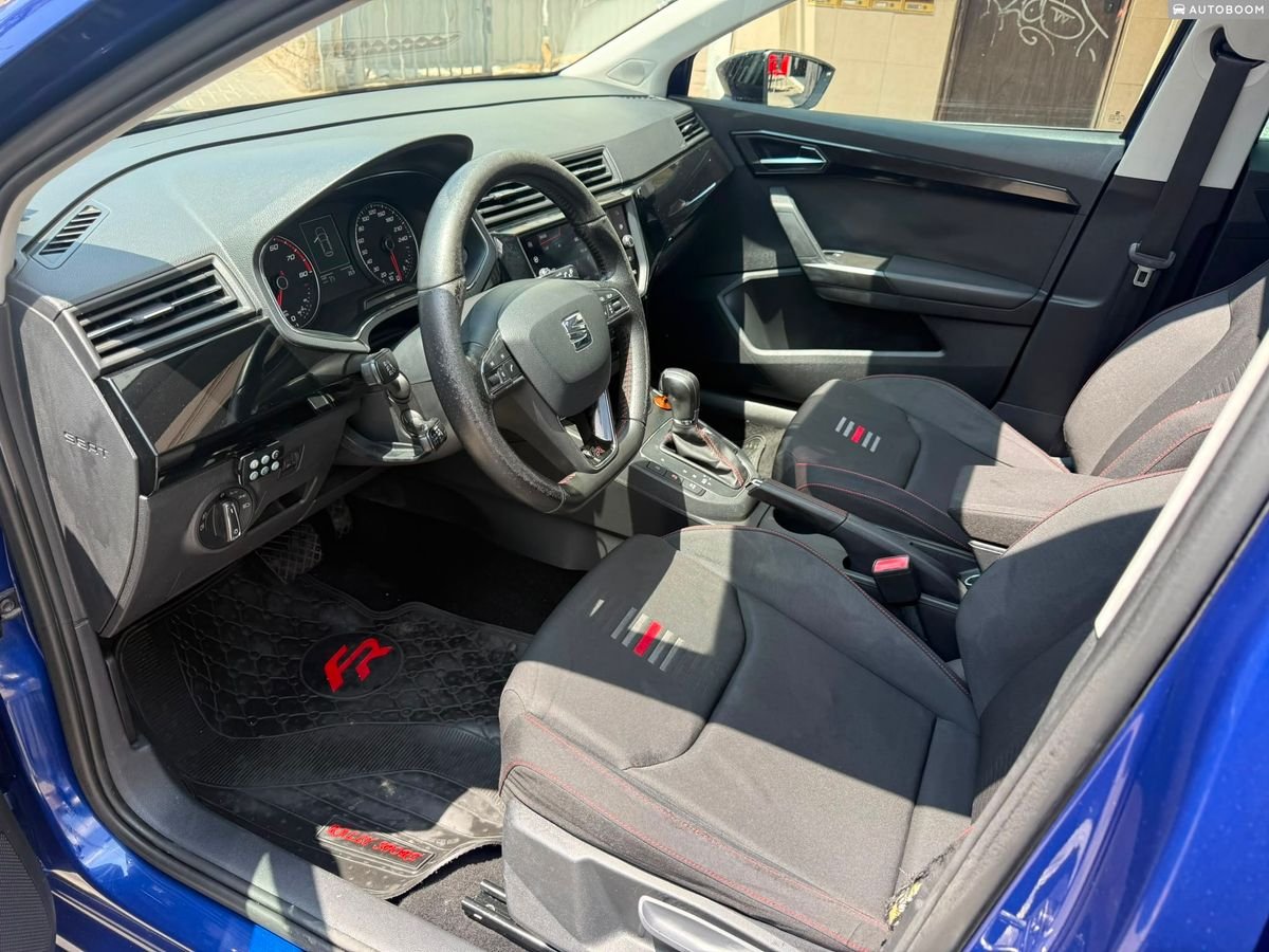 SEAT Ibiza FR 2018 blue automatic — Tel Aviv, Israel