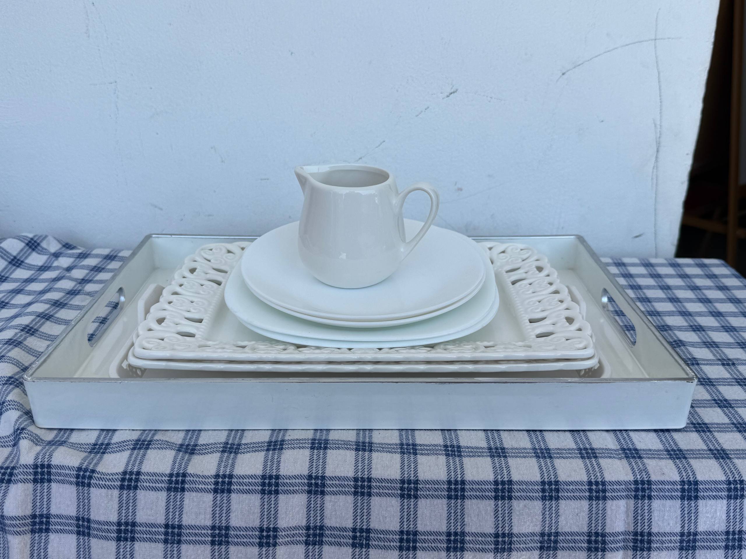 Set of white ceramic tableware (tray/plates/pitcher) — Paphos, Cyprus Set of white ceramic tableware (tray/plates/pitcher) — Paphos, Cyprus