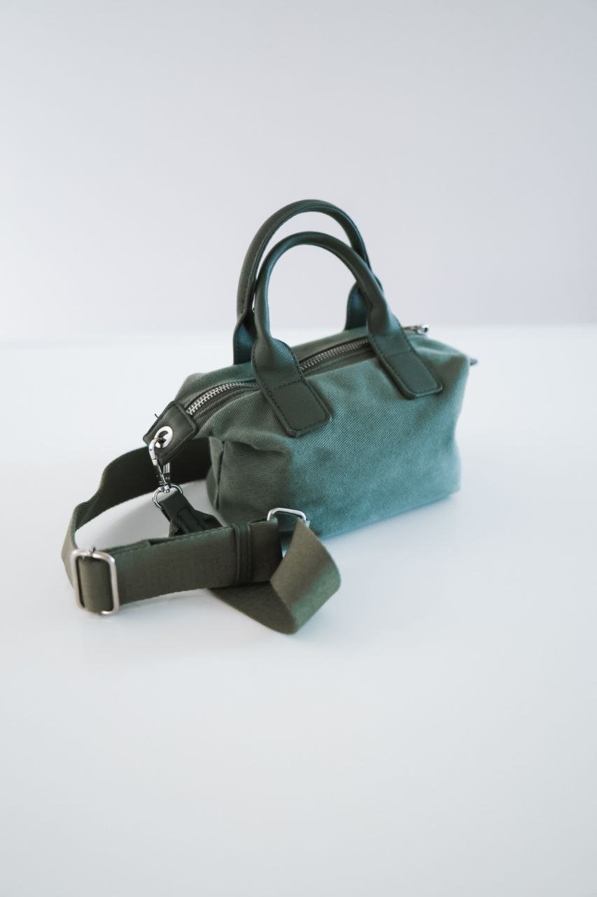 Bolso pequeño Stradivarius, verde — Belgrado, Serbia