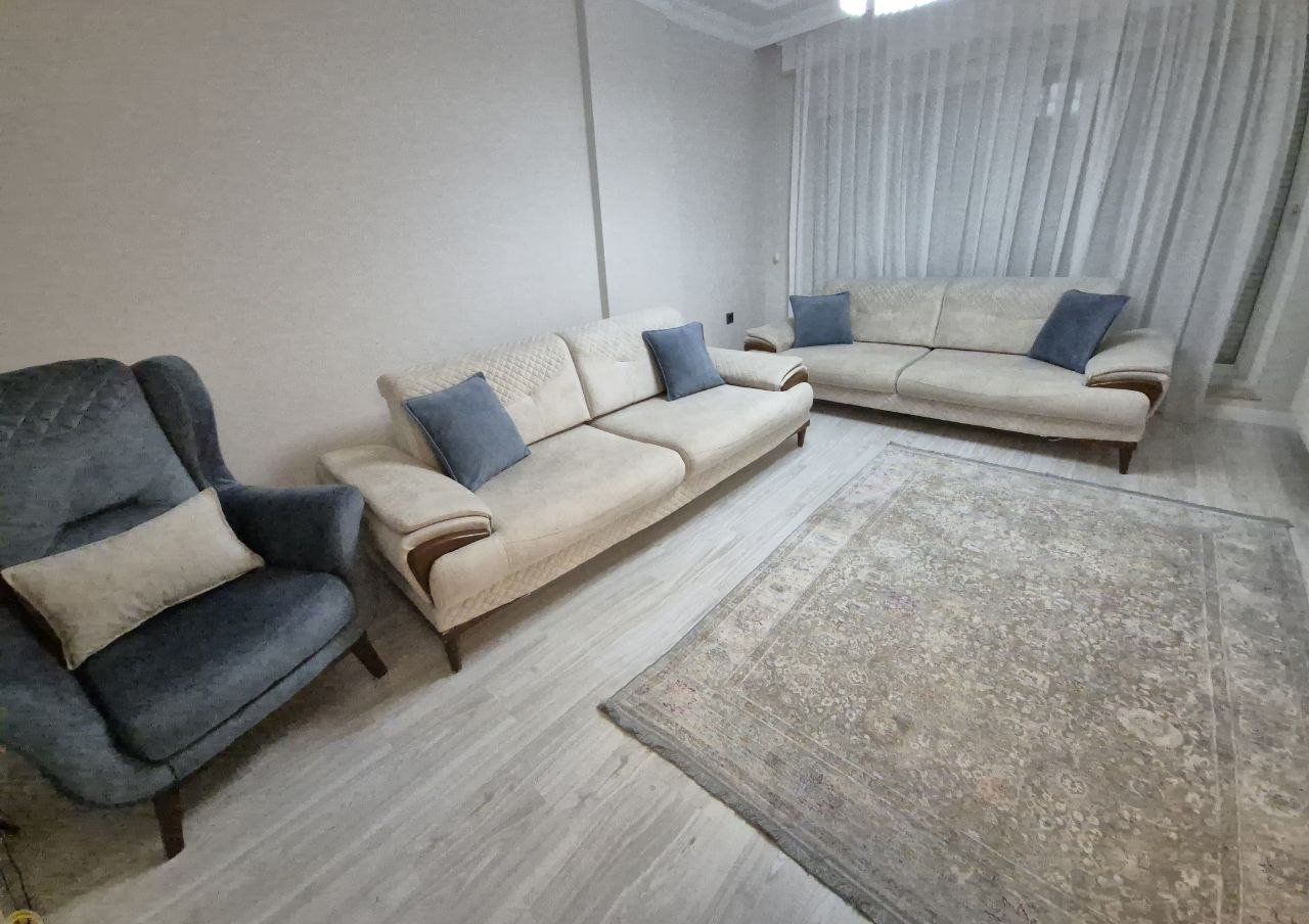 Juego de sofá y sillón (2 sofás y 2 sillones) — used — Antalya, Turquía