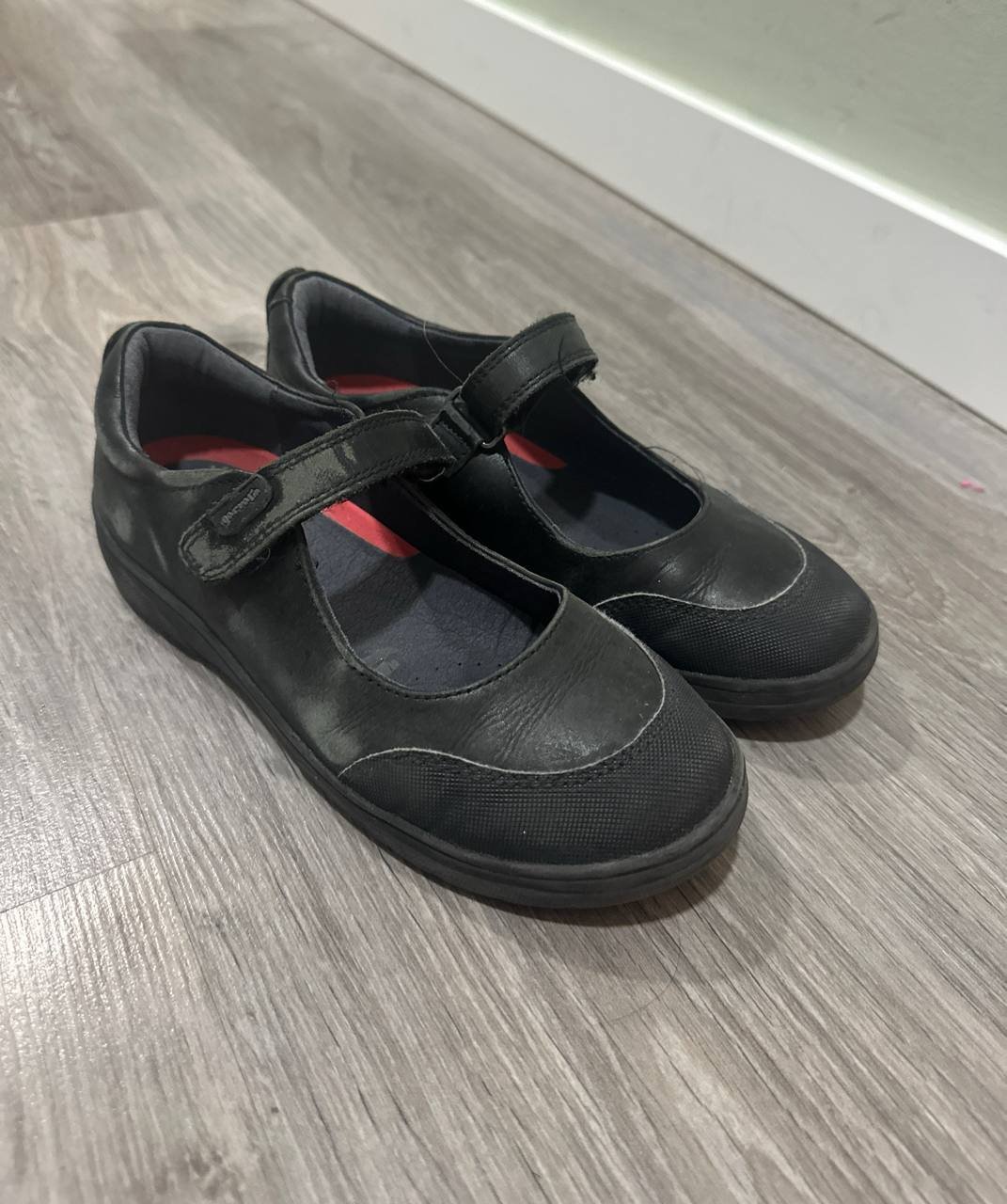 صندل أطفال Sperry، مقاس 34 — إسبانيا
