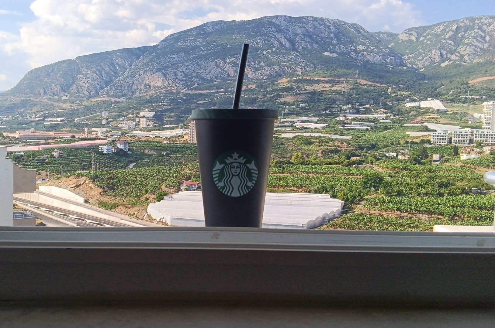 Кружка Starbucks 400 лир — Аланья, Турция