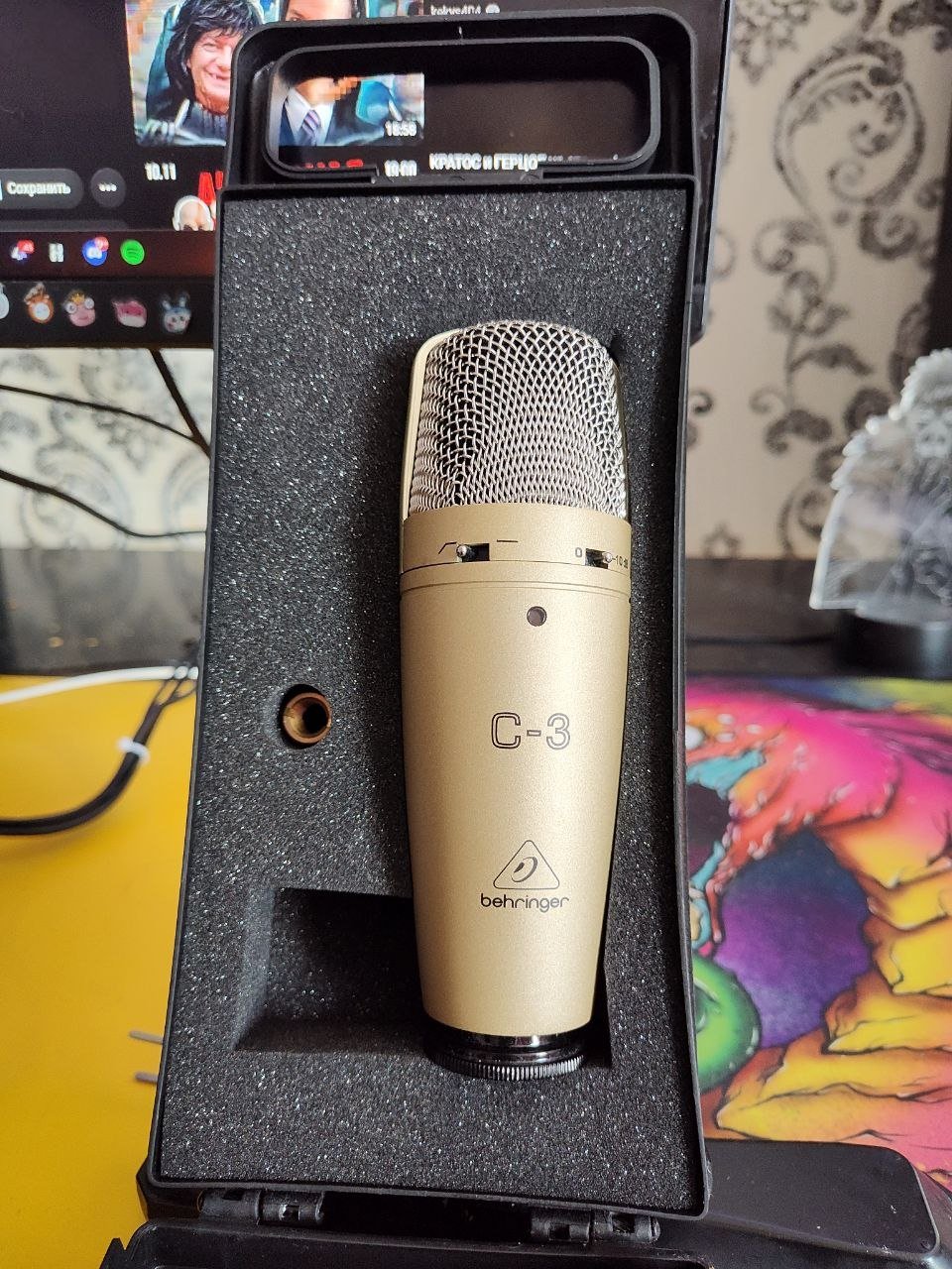 ميكروفون استوديو Behringer C-3 XLR 4500 — مستعمل — موسكو, روسيا