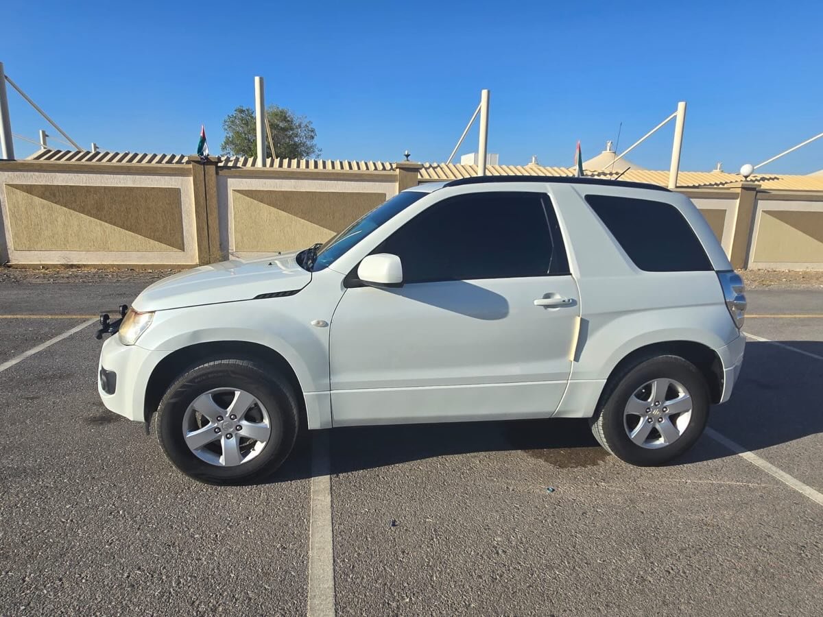 Suzuki Grand Vitara 2016, 23000 AED — Dubái, EAU