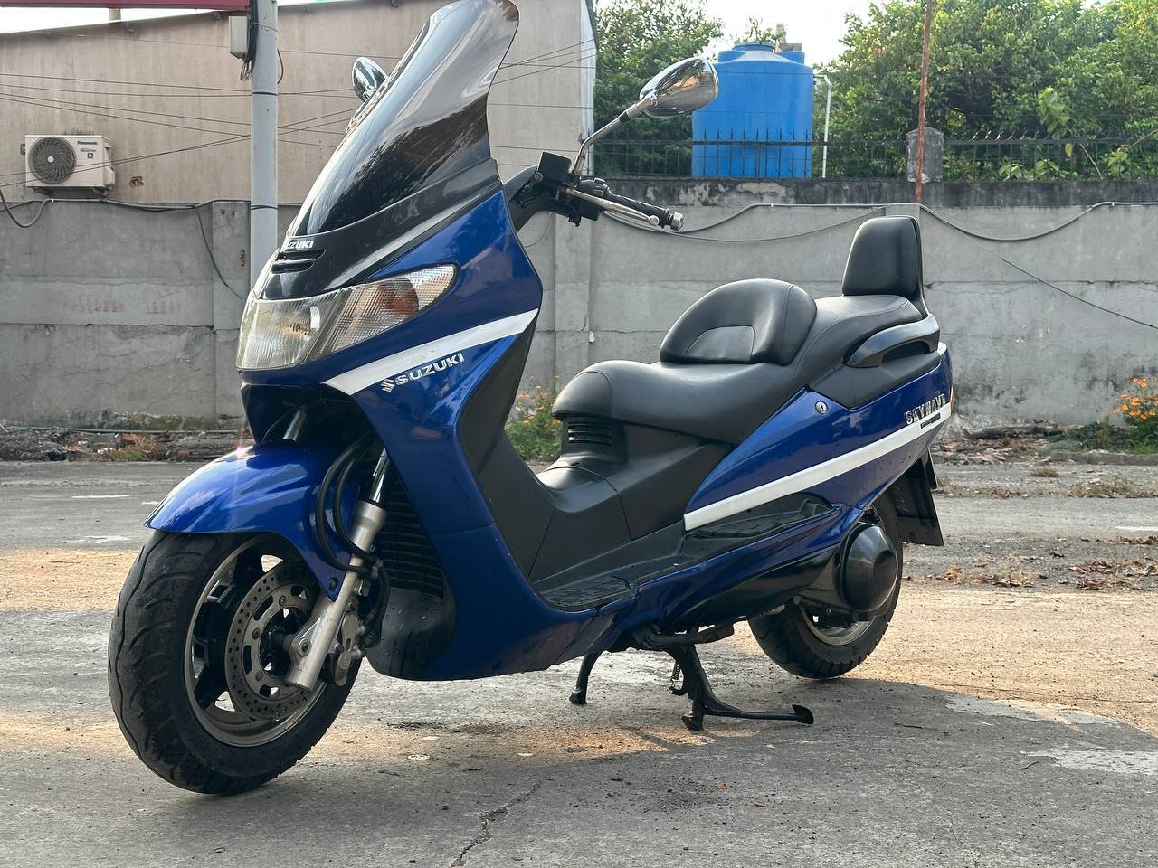 Suzuki Skywave 250cc cruiser 1998 — restored — Ho Chi Minh City, Vietnam
