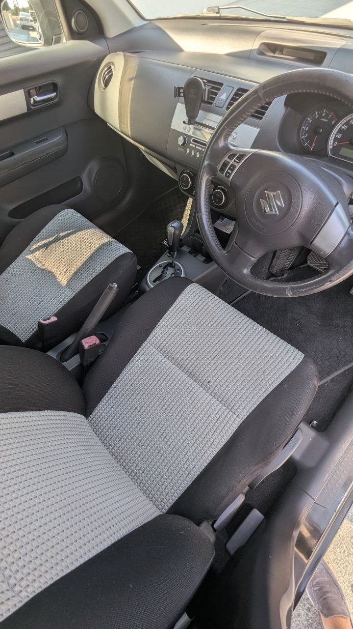 Suzuki Swift 1.3 2006 автомат, 193000 км — Лимасол, Кипр Suzuki Swift 1.3 2006 автомат, 193000 км — б/у — Лимасол, Кипр