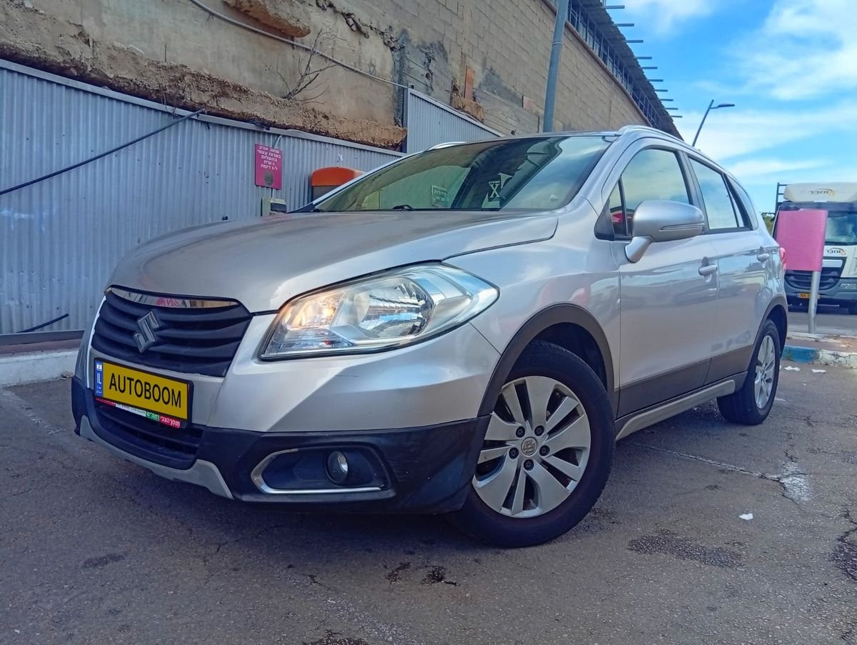 Suzuki SX4 Crossover GLX 2014 silver — Haifa, Israel