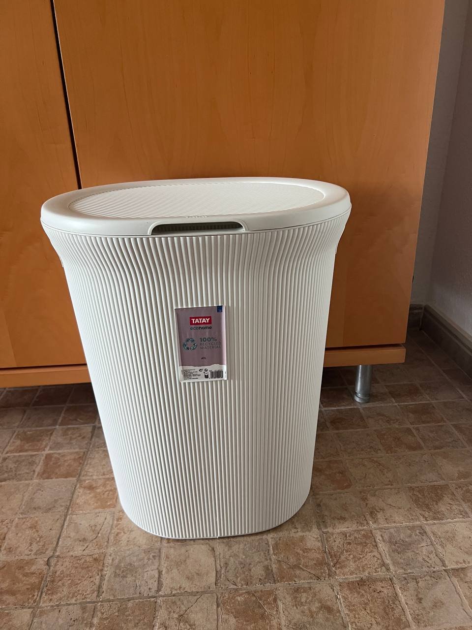 TATAY laundry basket 40 L — used — Valencia, Spain