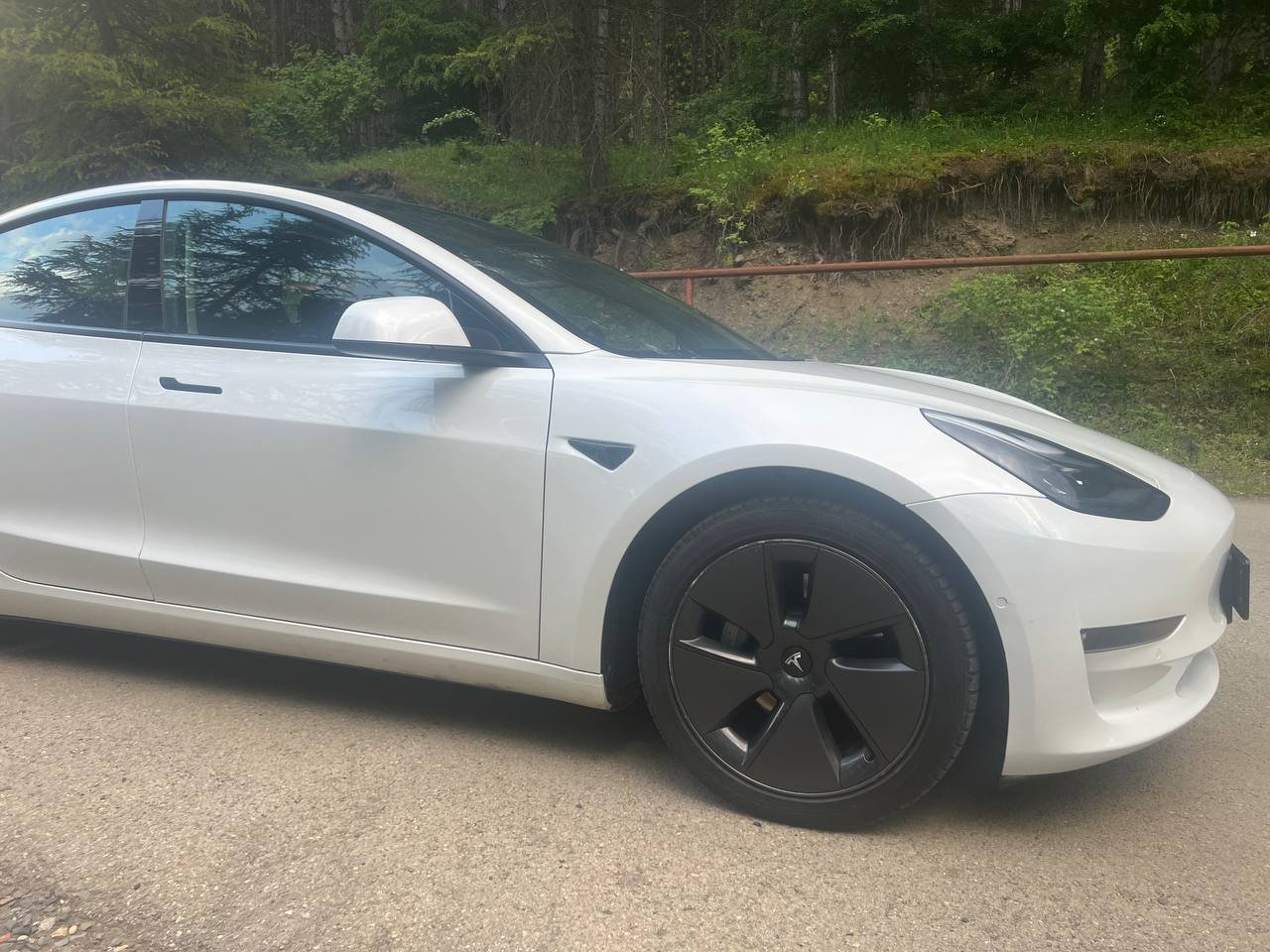 Tesla Model 3 2021 Dual Motor Long Range — Tbilisi, Georgia