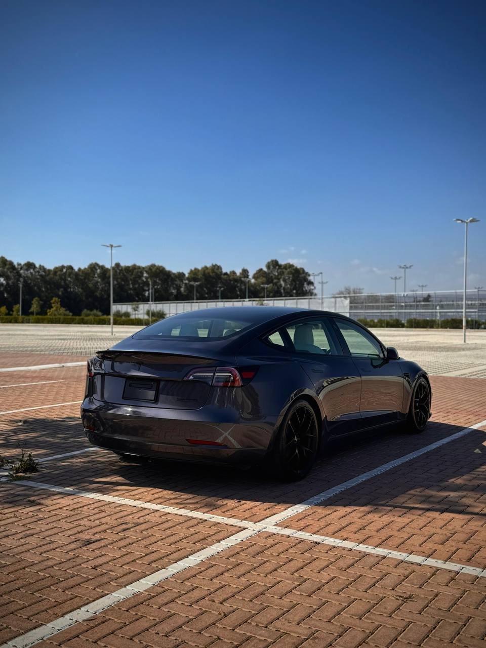 Tesla Model 3 Midnight Silver Metallic 2021 — Limassol, Cyprus