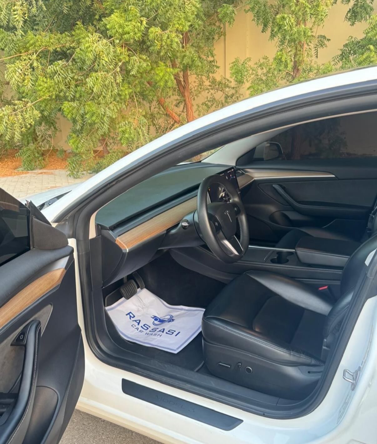 Tesla Model 3 Standard (GCC) fully loaded with charger — used — Dubai, UAE