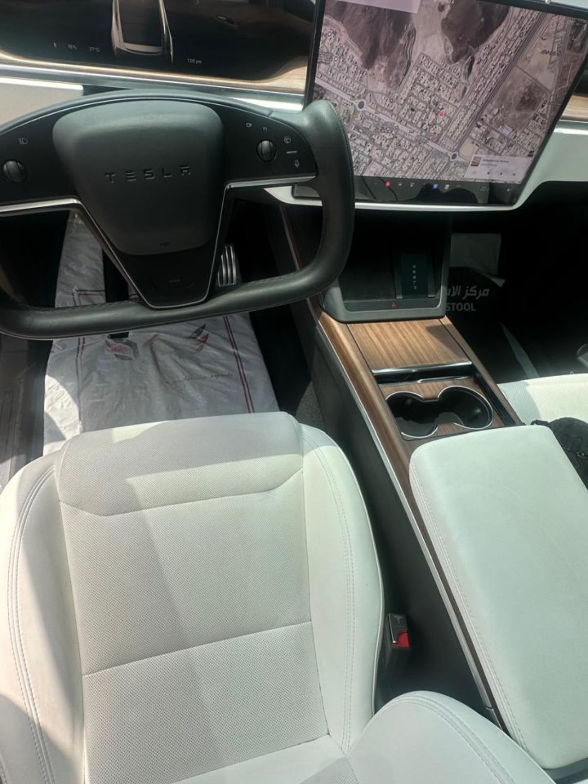 Tesla Model X 2024 blanco, yoke, llantas 22", con garantía — estado de agencia — Dubái, EAU