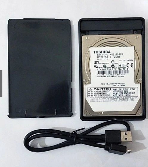 Disco duro externo Toshiba 320GB — usado — Da Nang, Vietnam