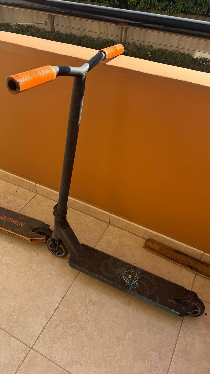 Trick scooters: replace rubber grips and lubricate (2 pcs) — used — Limassol, Cyprus