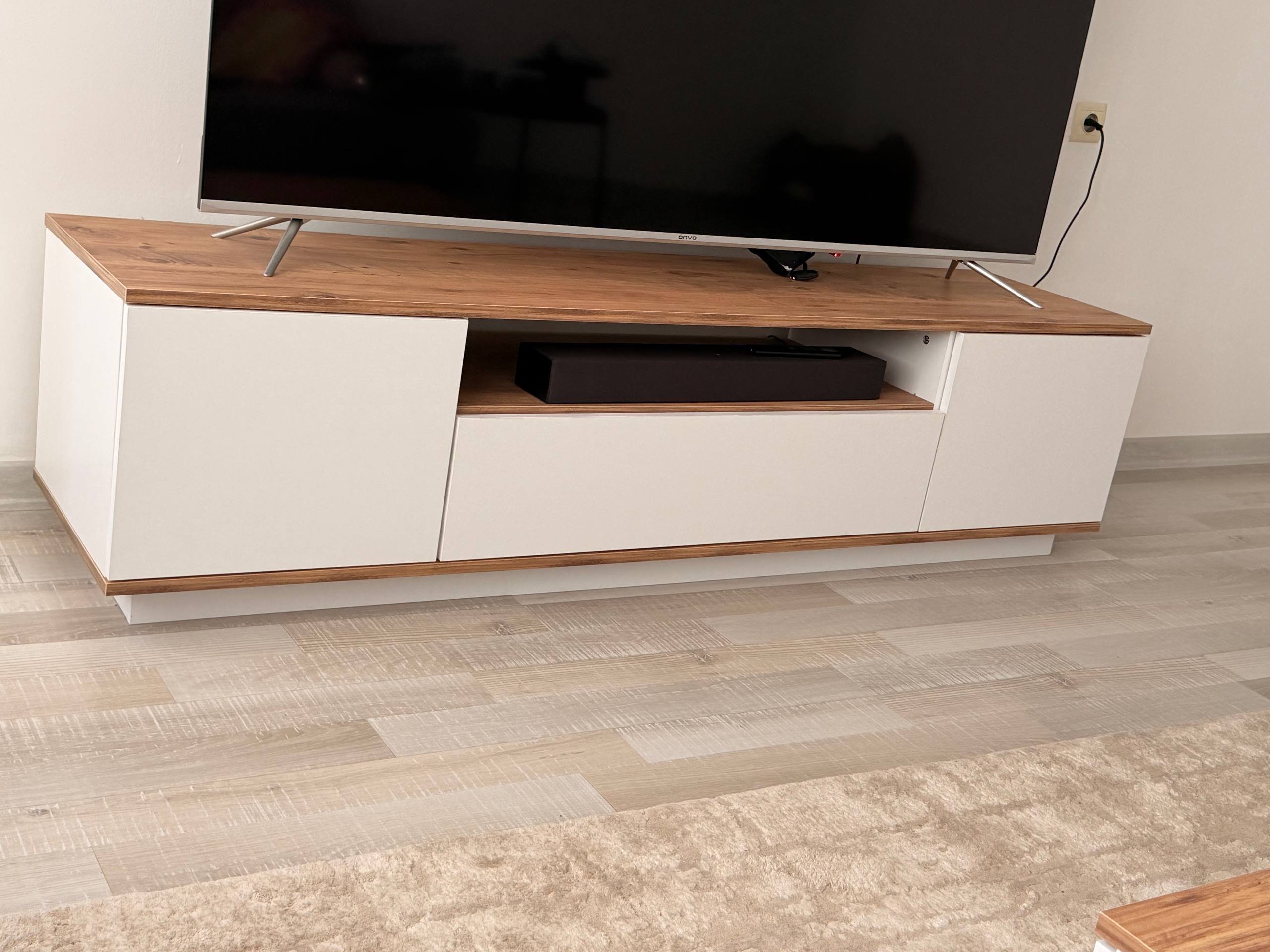 TV stand and coffee table set — Antalya, Turkey