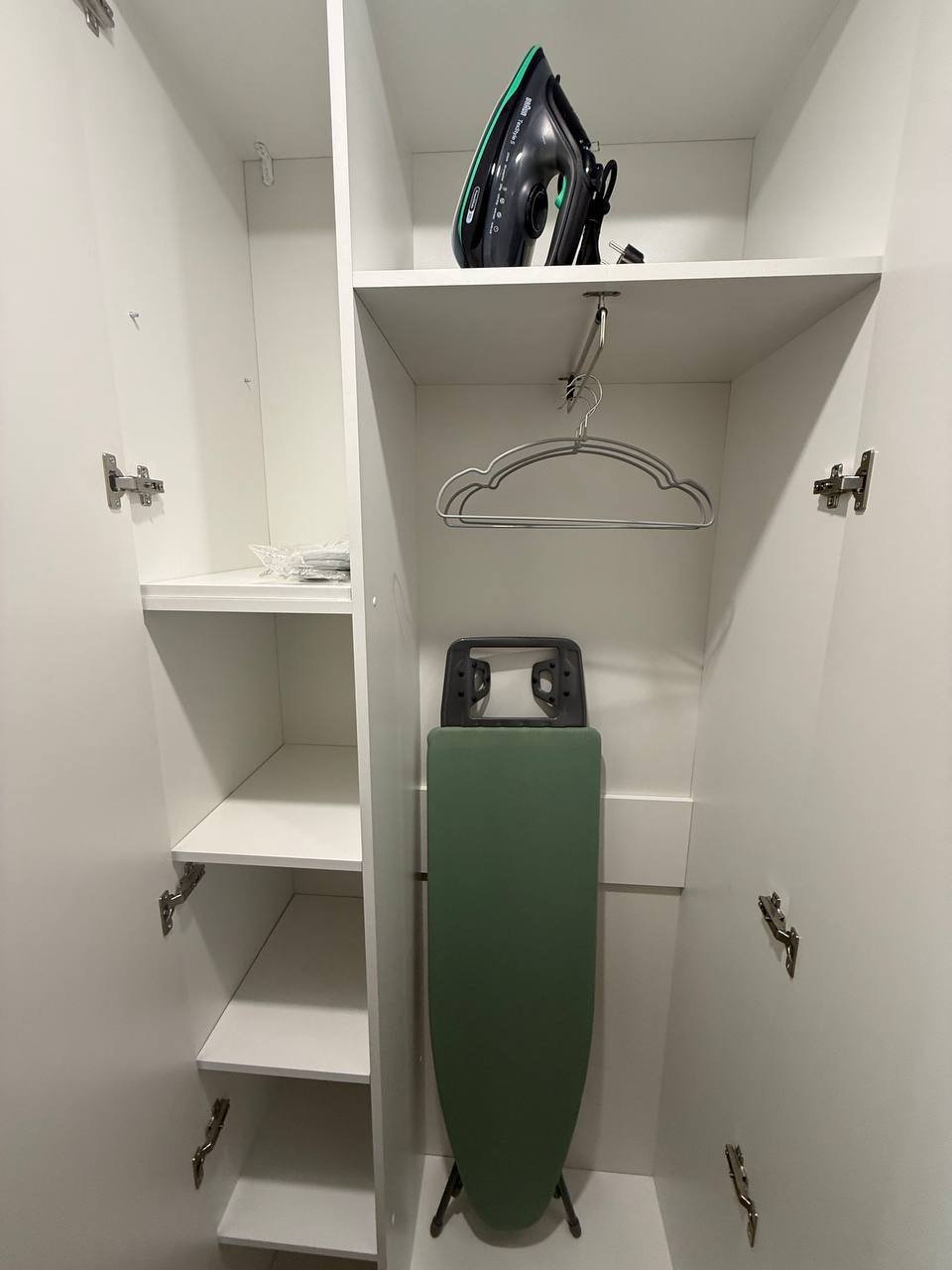 Estudio de dos niveles: 2 plazas para dormir en el 2º piso y 1 en el 1º — San Petersburgo, Rusia
