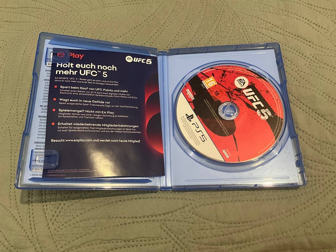 UFC 5 disc for PS5 — used — Limassol, Cyprus