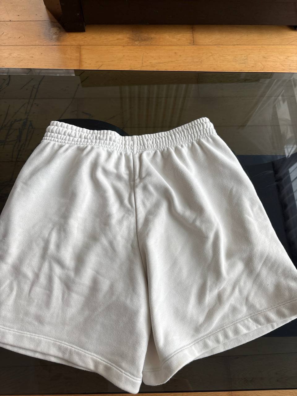 شورت يونيكلو، مقاس M — باتومي, جورجيا