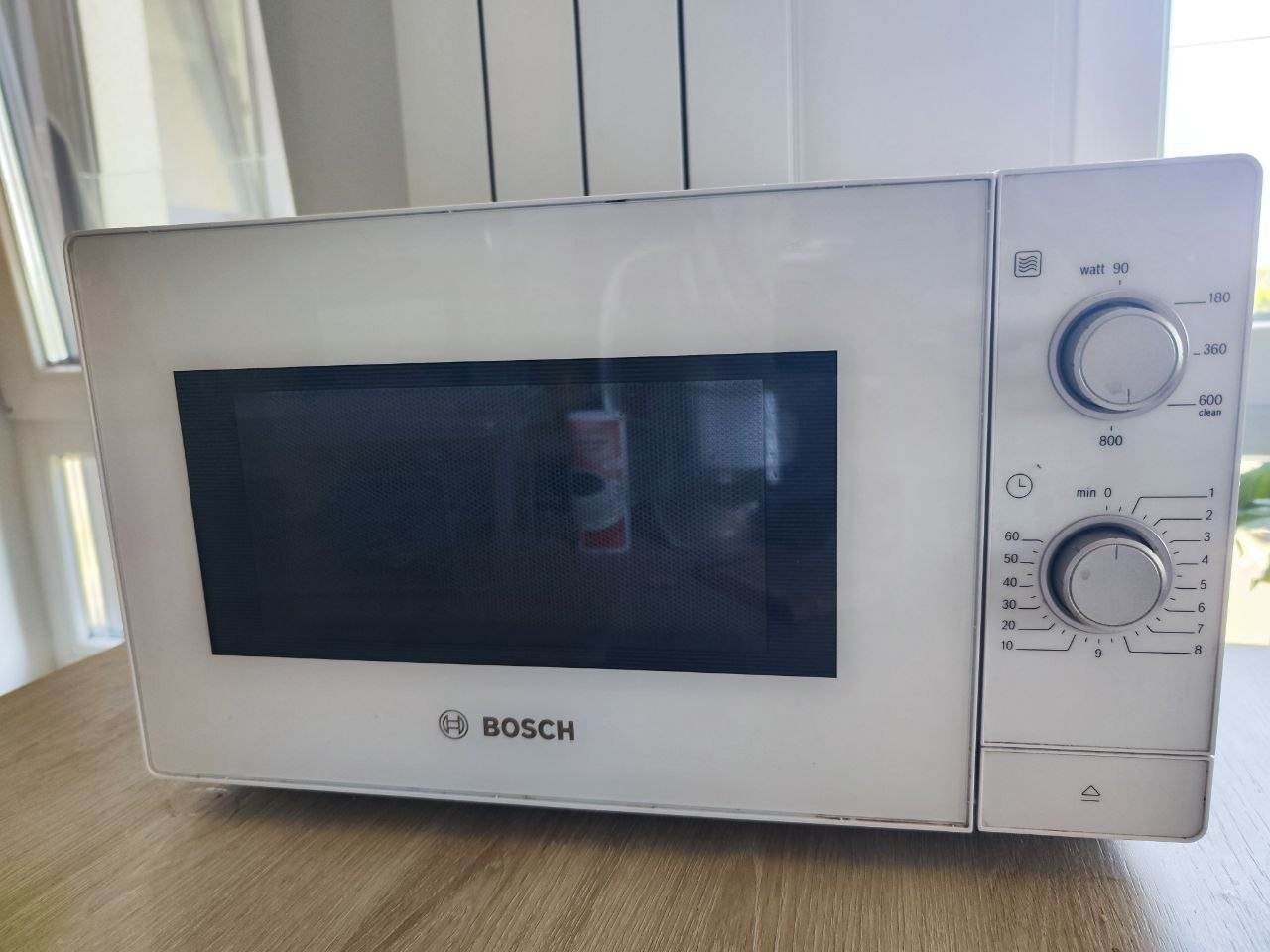 Б/у микроволновка Bosch FFL020MW0 — б/у — Белград, Сербия