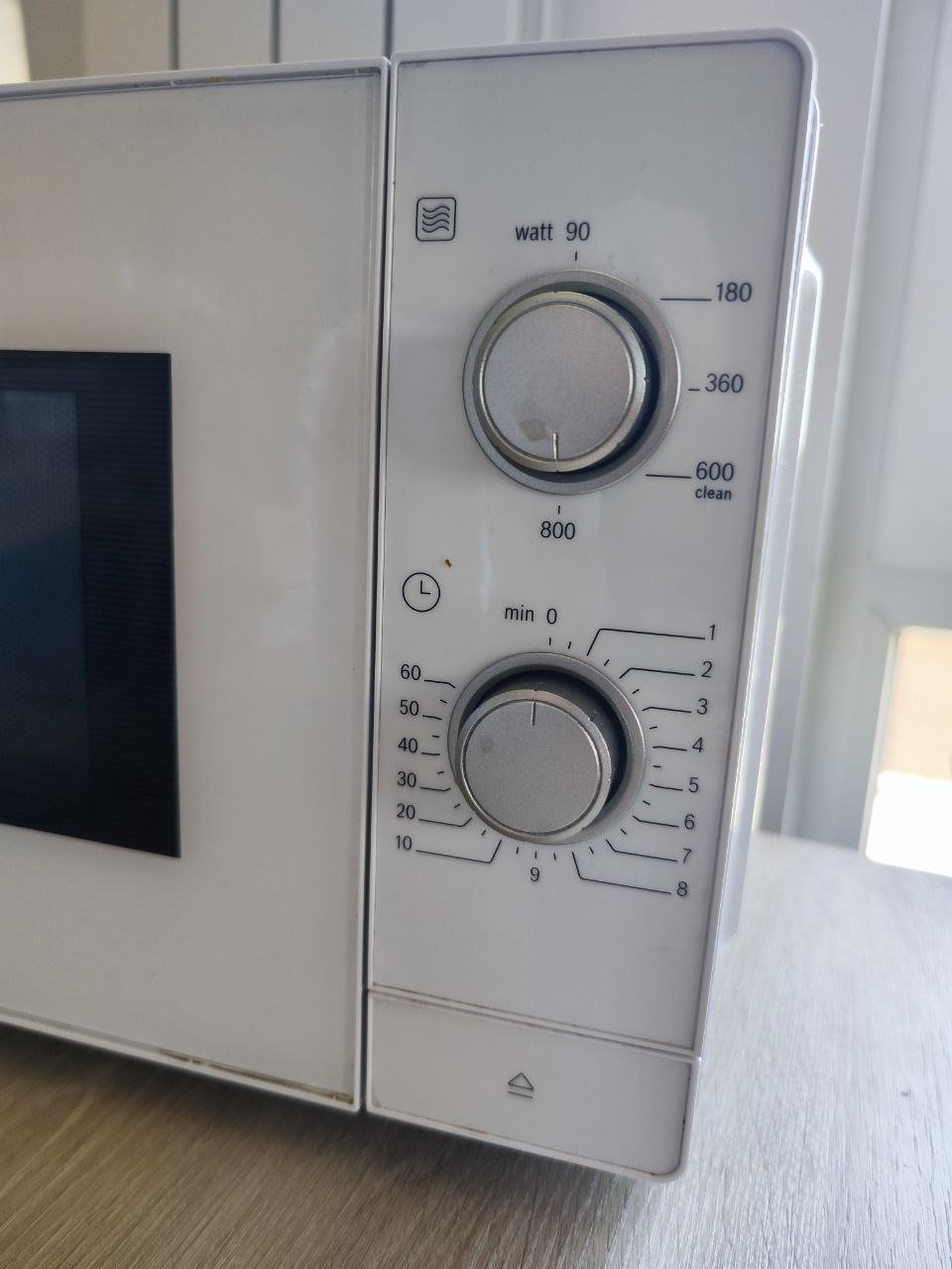 Б/у микроволновка Bosch FFL020MW0 — б/у — Белград, Сербия