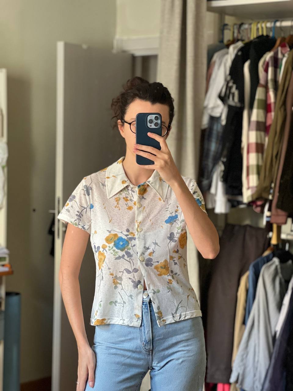 Vintage blouse XS-S polyester (free) — Belgrade, Serbia