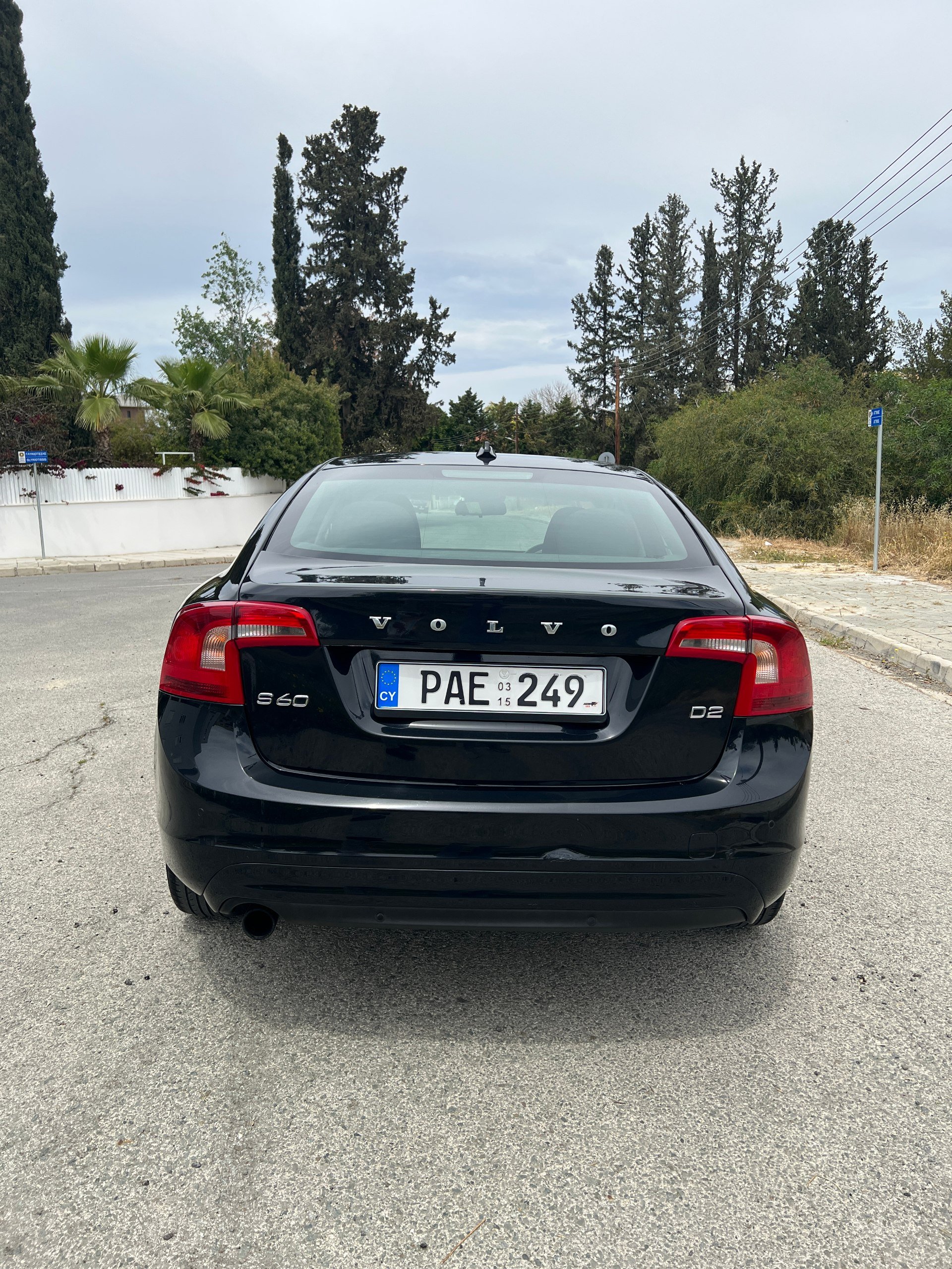 Volvo S60 2015 D2 diésel automático sedán — Nicosia, Chipre Volvo S60 2015 D2 diésel automático sedán — usado — Nicosia, Chipre