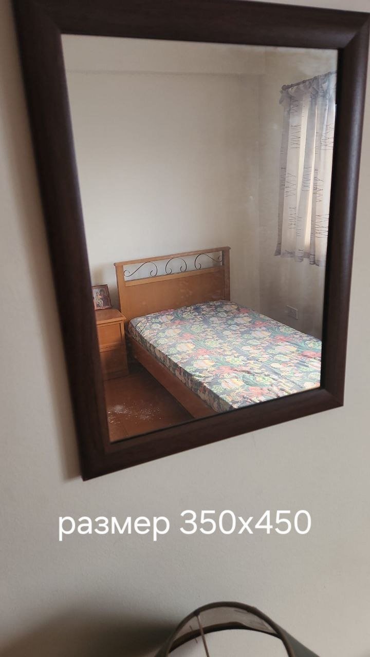 Espejo de pared 350x450, 1 ud — Limasol, Chipre Espejo de pared 350x450, 1 ud — Limasol, Chipre