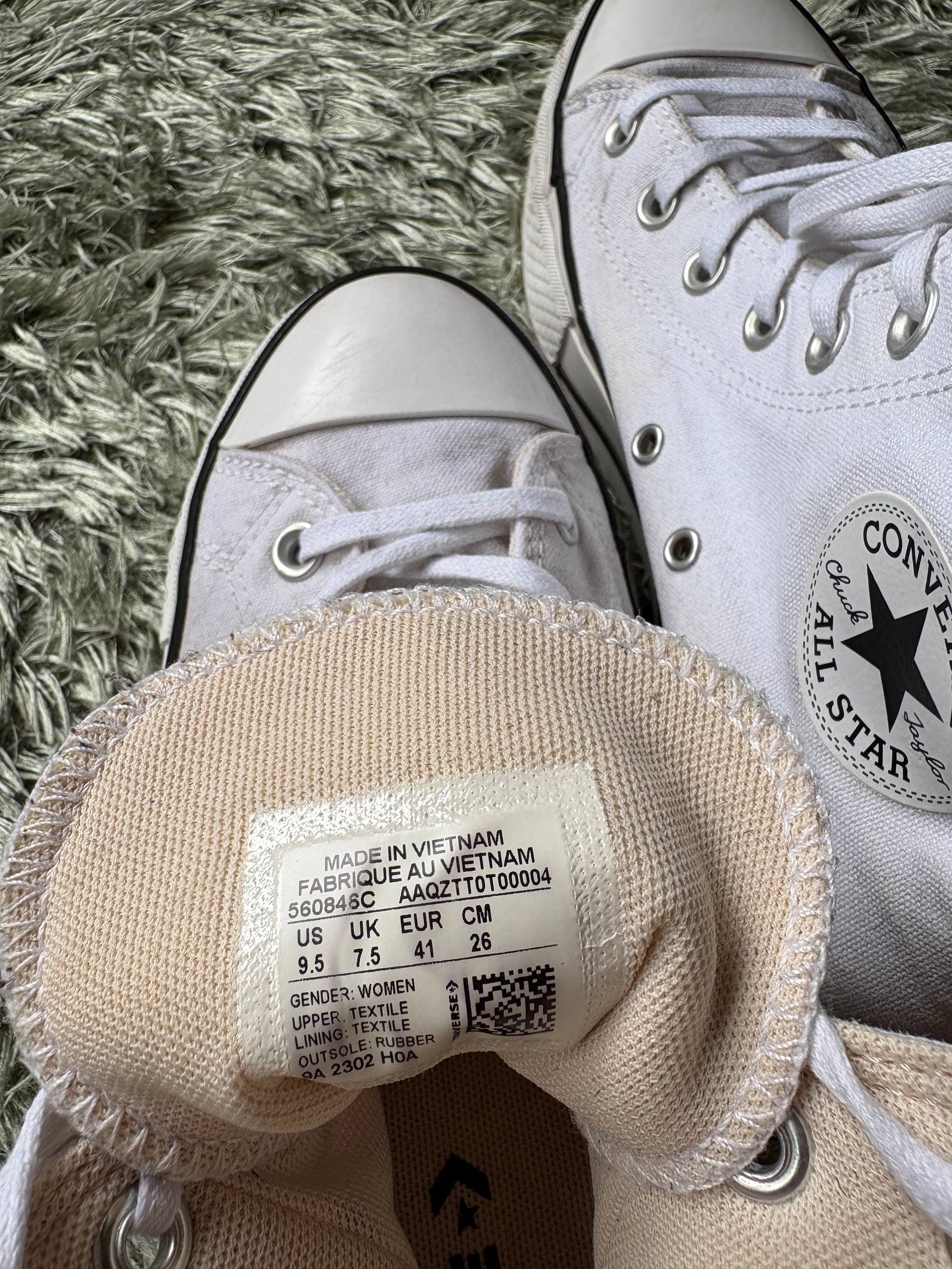 Tenis Converse blancos talla 41 — Tiflis, Georgia Tenis Converse blancos talla 41 — usado — Tiflis, Georgia