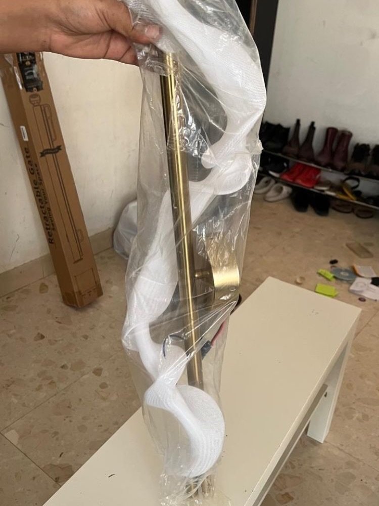 Штанга для штор белая (2 шт) 300 AED — Дубай, ОАЭ