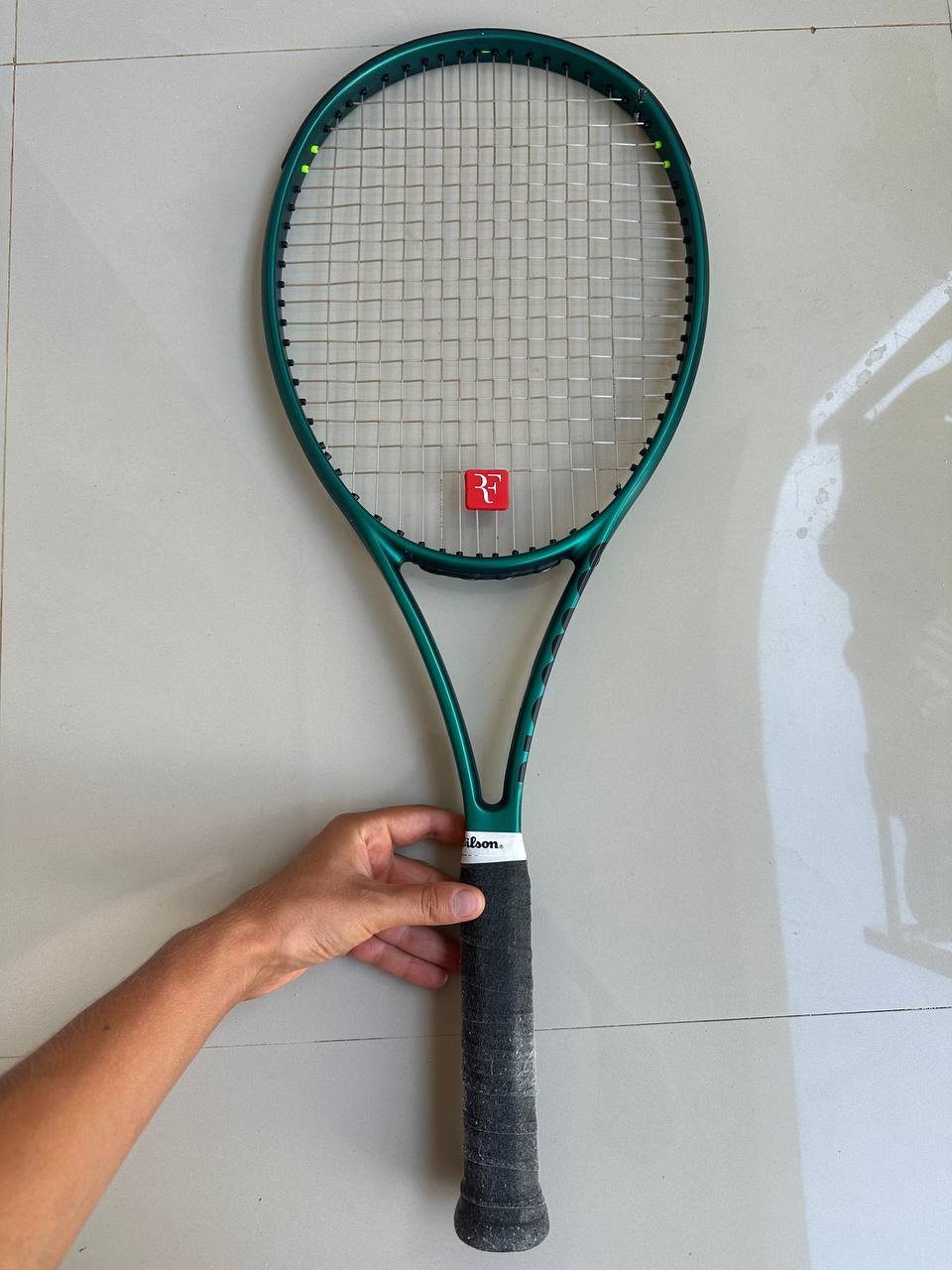 Wilson Blade V9 tennis racket — used — Bali, Indonesia