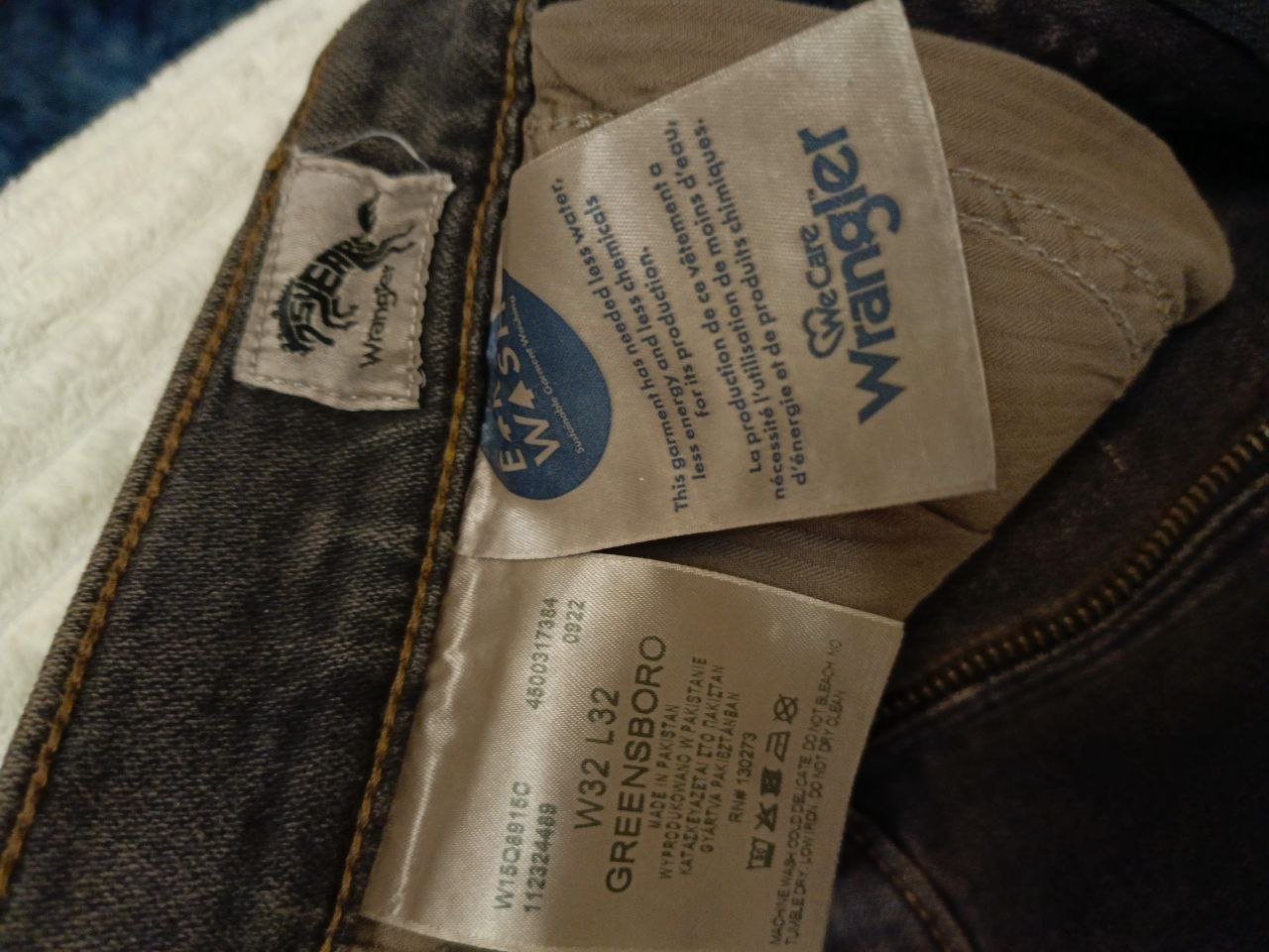 Wrangler jeans W32 L32 gray-brown — Batumi, Georgia