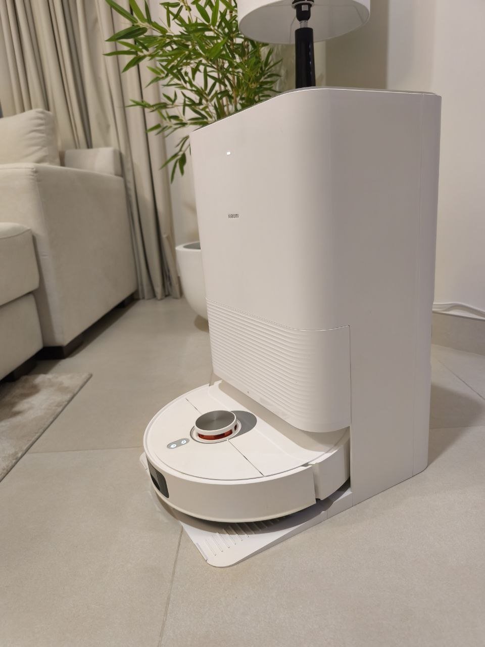 Робот-пылесос Xiaomi Robot Vacuum X20 Pro — б/у — Абу-Даби, ОАЭ