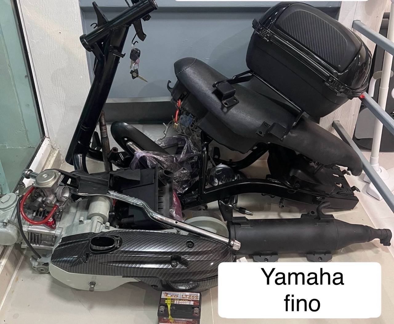 Yamaha Fino мотоцикл: двигатель и рама, комплект за 2990 THB — Пхукет, Таиланд Yamaha Fino мотоцикл: двигатель и рама, комплект за 2990 THB — б/у — Пхукет, Таиланд