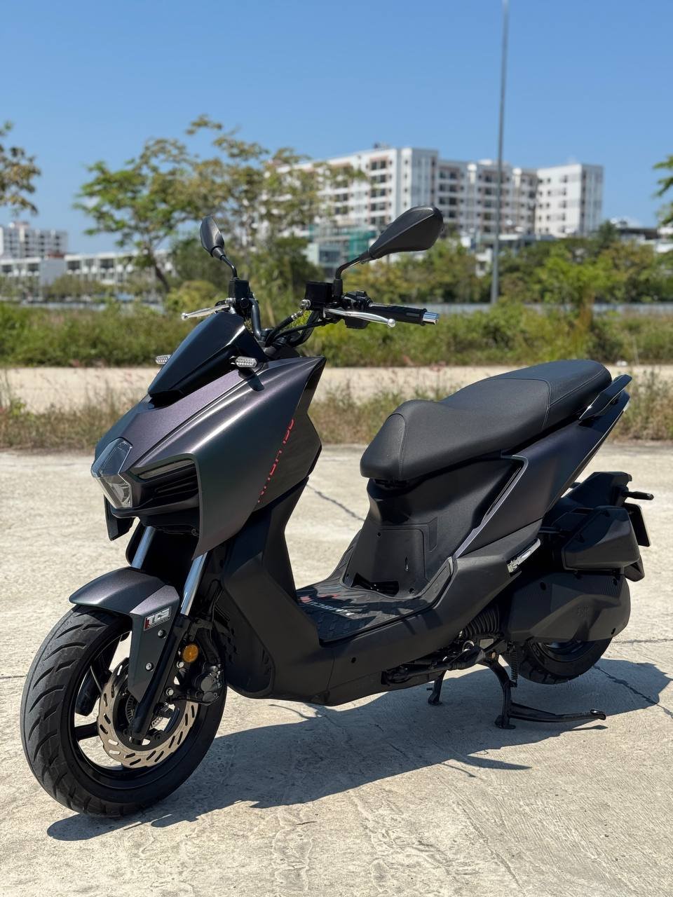 Yamaha NVX 155 V2 ABS — alquiler (disponible) — Nha Trang, Vietnam